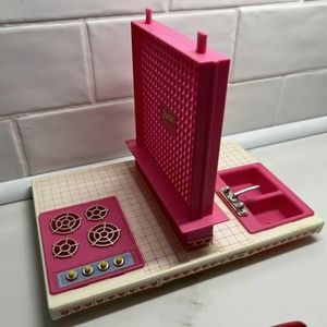 MATTEL 1984 BARBIE DOLLHOUSE KITCHEN REPLACEMENT PIECE
